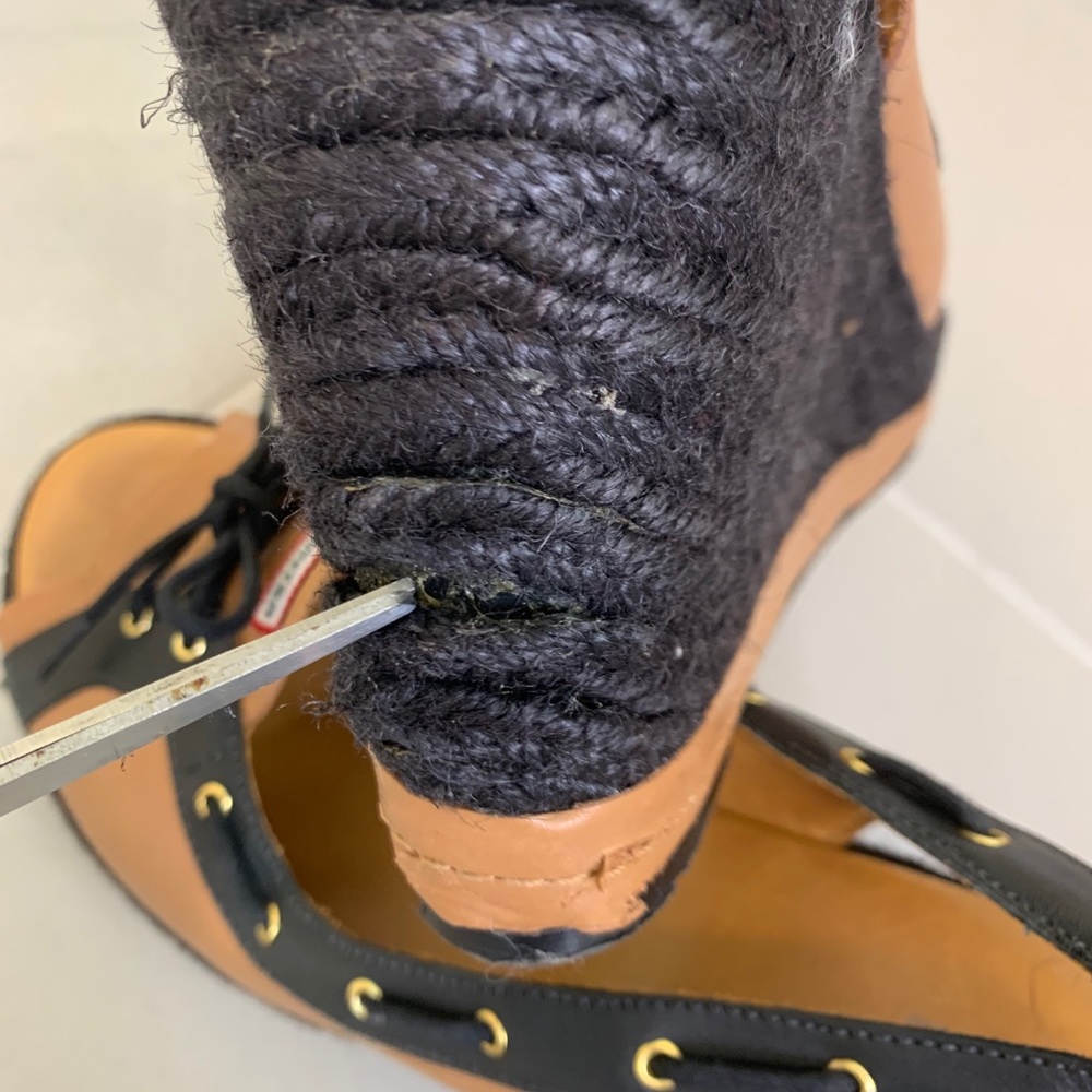 Hunter Abaco Wedge Peep Toe Sandal - Picture 6 of 9